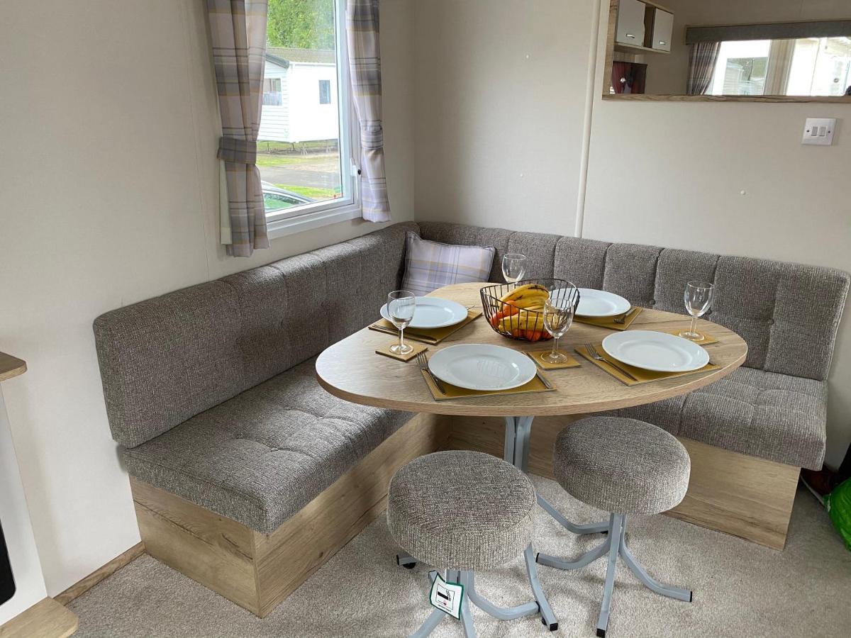 Haggerston Castle 6 Berth Caravan - Riverside 37 Cheswick  Bagian luar foto